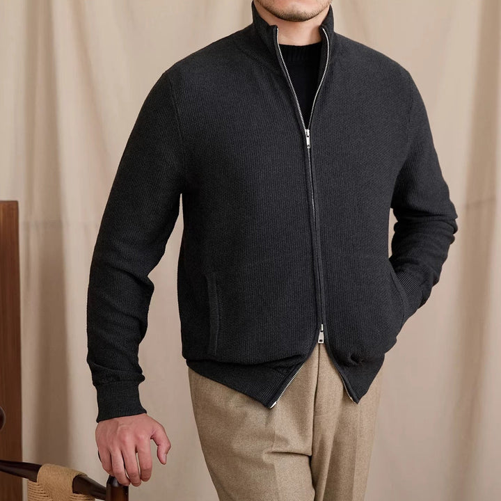 Men's knitted zip cardigan with stand collar, long sleeves and front pockets