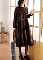 Women's corduroy midi dress with round neck and long sleeves