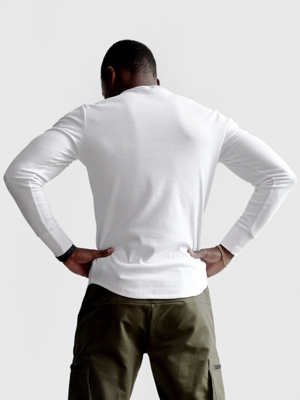Men's ribbed henley sweater with long sleeves and button placket