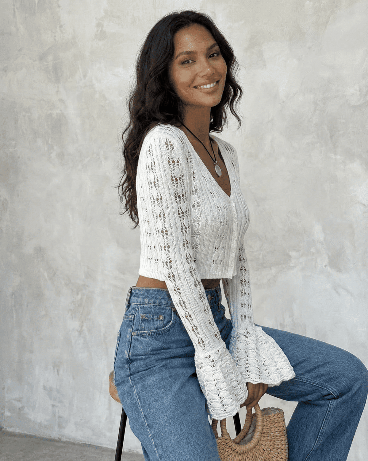 Women's white openwork cropped cardigan with V-neck and flared sleeves