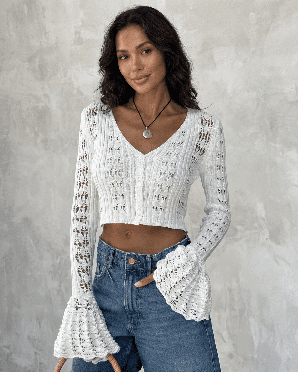 Women's white openwork cropped cardigan with V-neck and flared sleeves