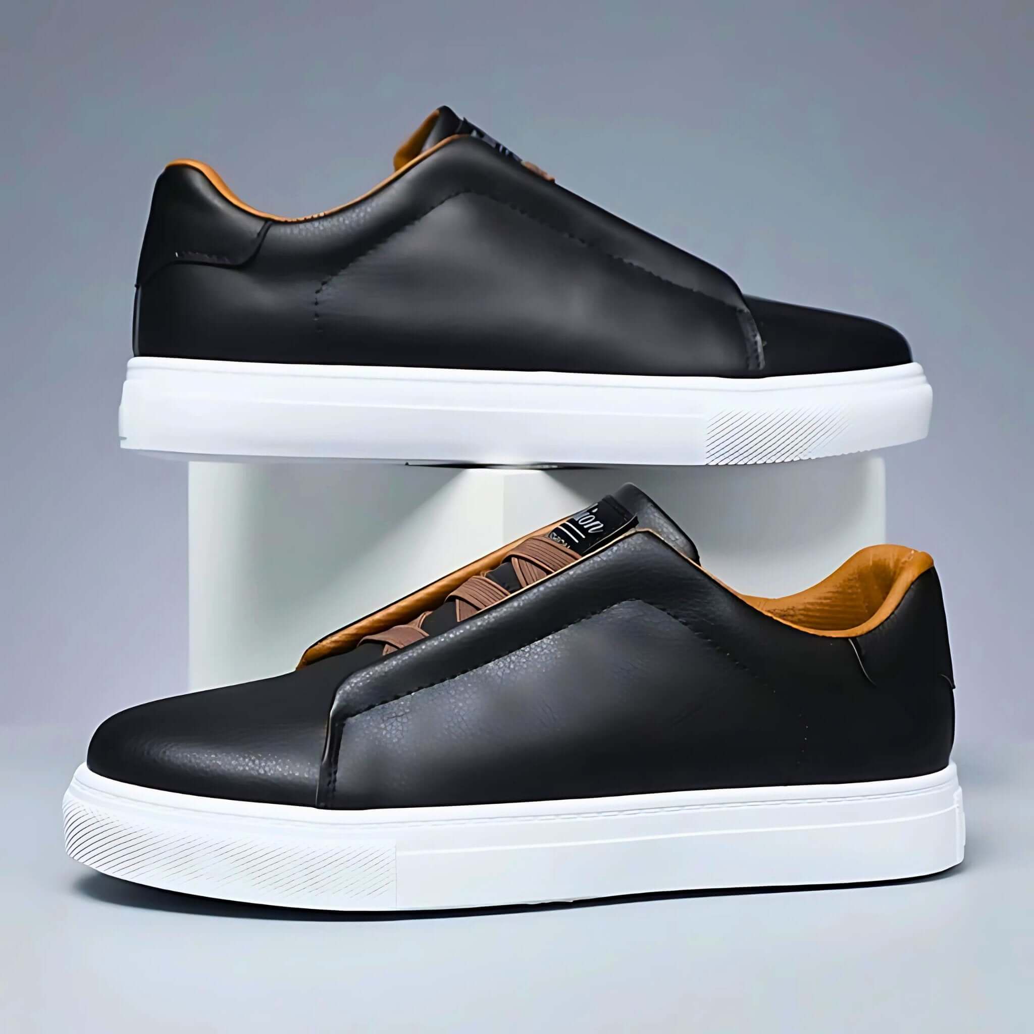 Unisex low-top panelled sneakers with lace-up front and flat sole