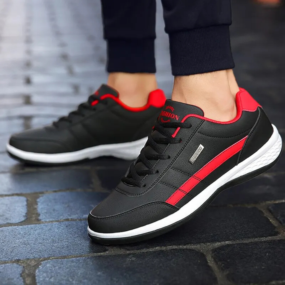 Men's colourblock trainers with contrast stripe and layered sole