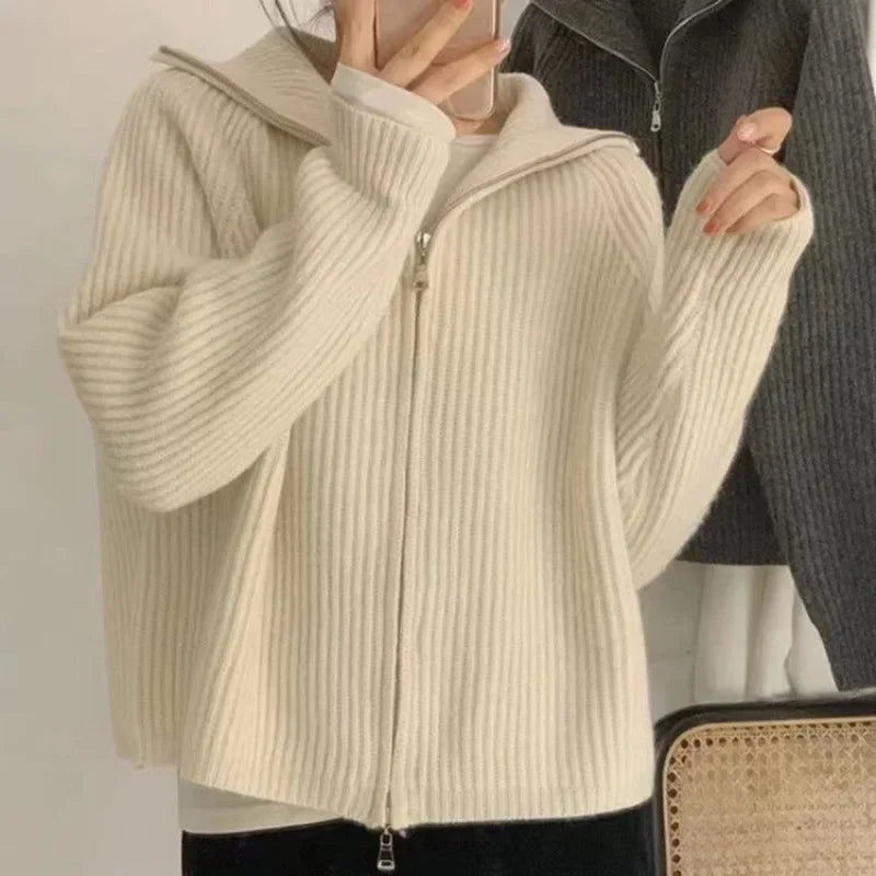 Women's ribbed hooded cardigan with front zip