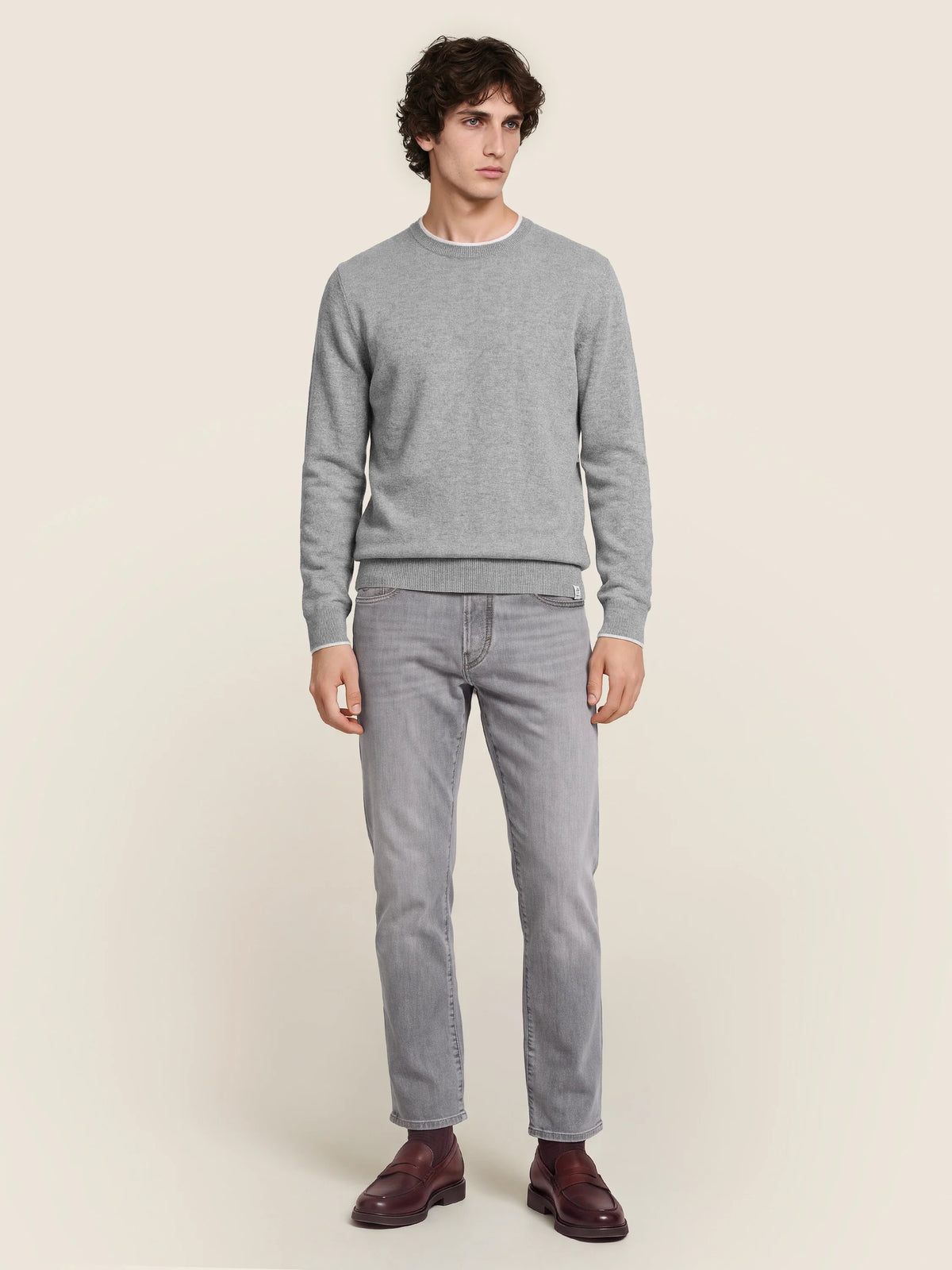 Men's grey crew neck jumper with long sleeves and ribbed trims