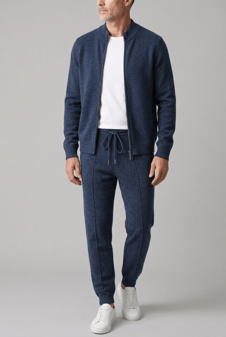 Men's knitted tracksuit set with zip jacket and joggers