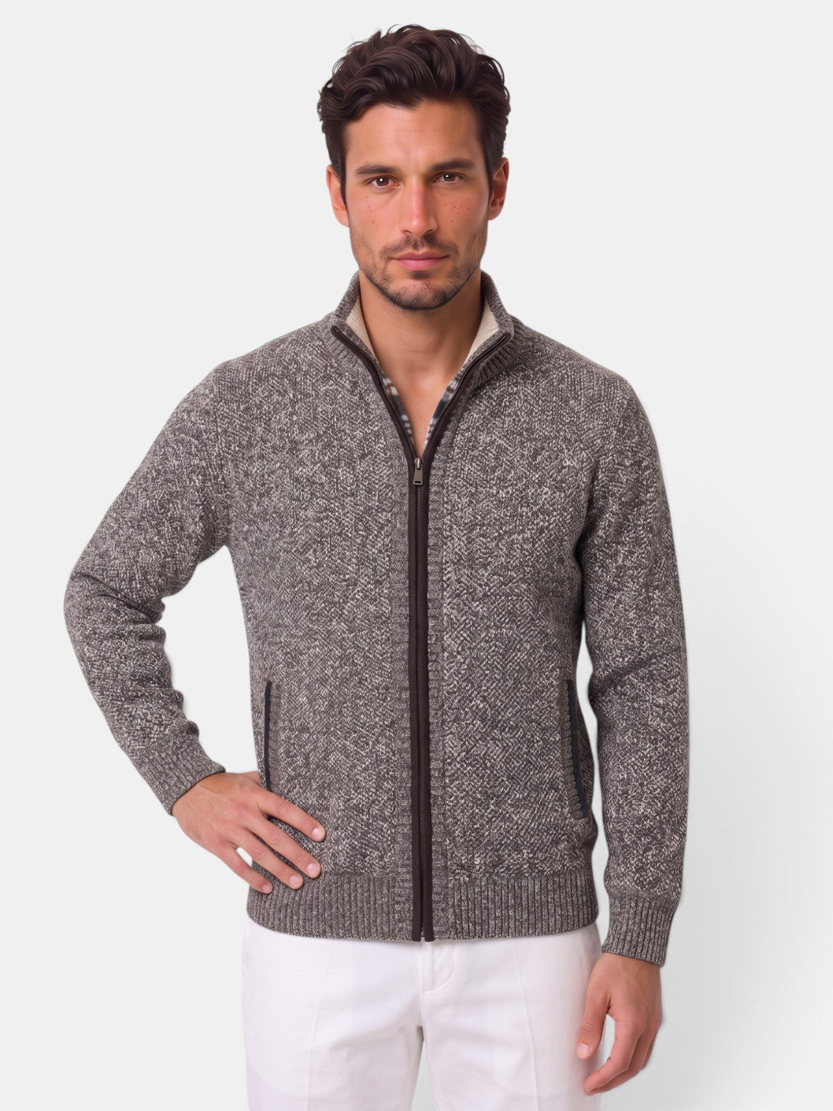 Men's textured knitted zip-up sweater with stand collar and front pockets