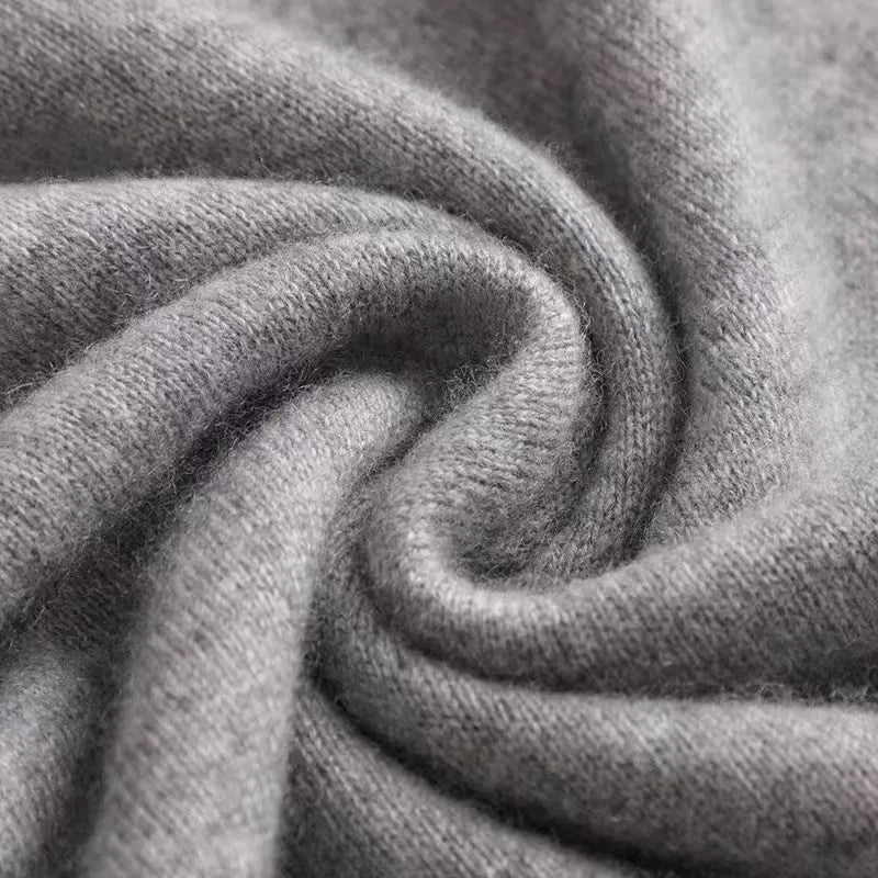 Men's plain crew neck sweater with long sleeves and ribbed trims