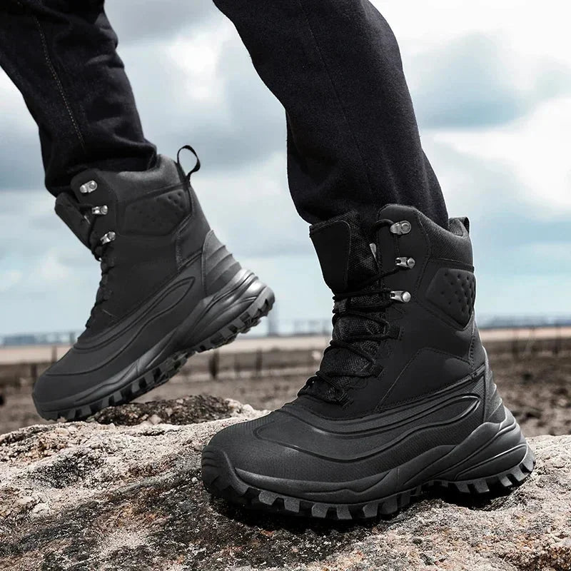 Men's Plush-Lined Lace-Up Snow Boots