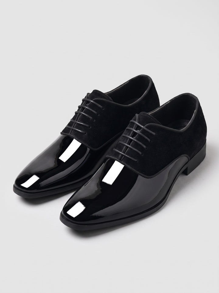 Men's Glossy Patent Lace-Up Wedding Shoes in black