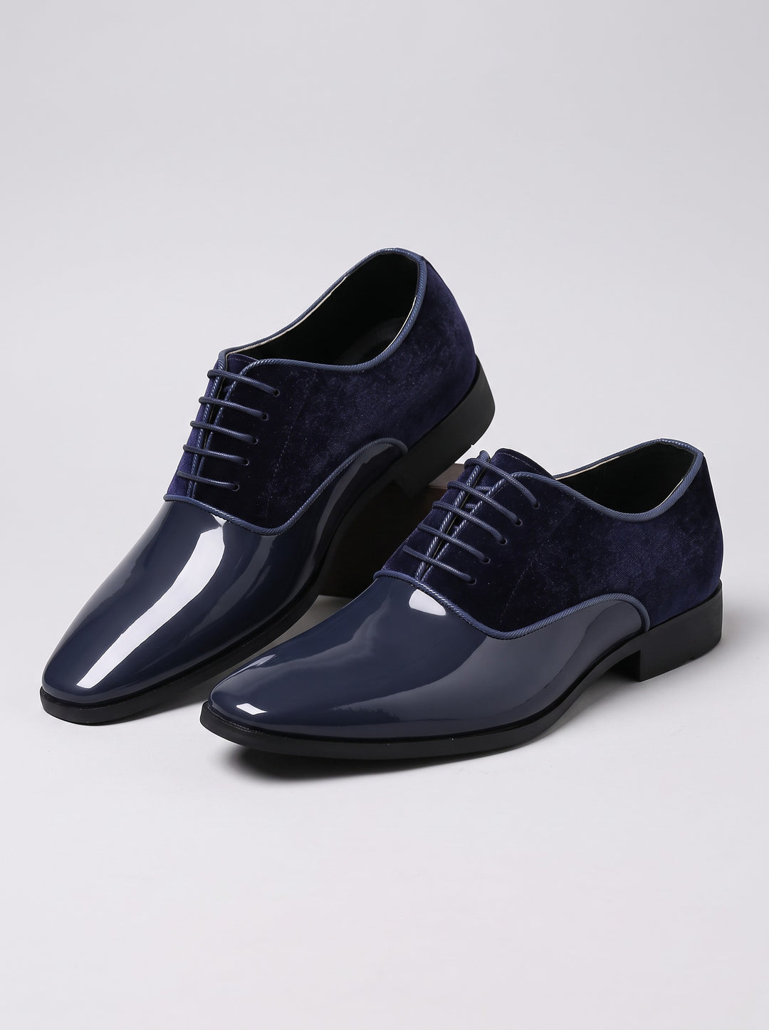 Men's Glossy Patent Lace-Up Wedding Shoes in blue