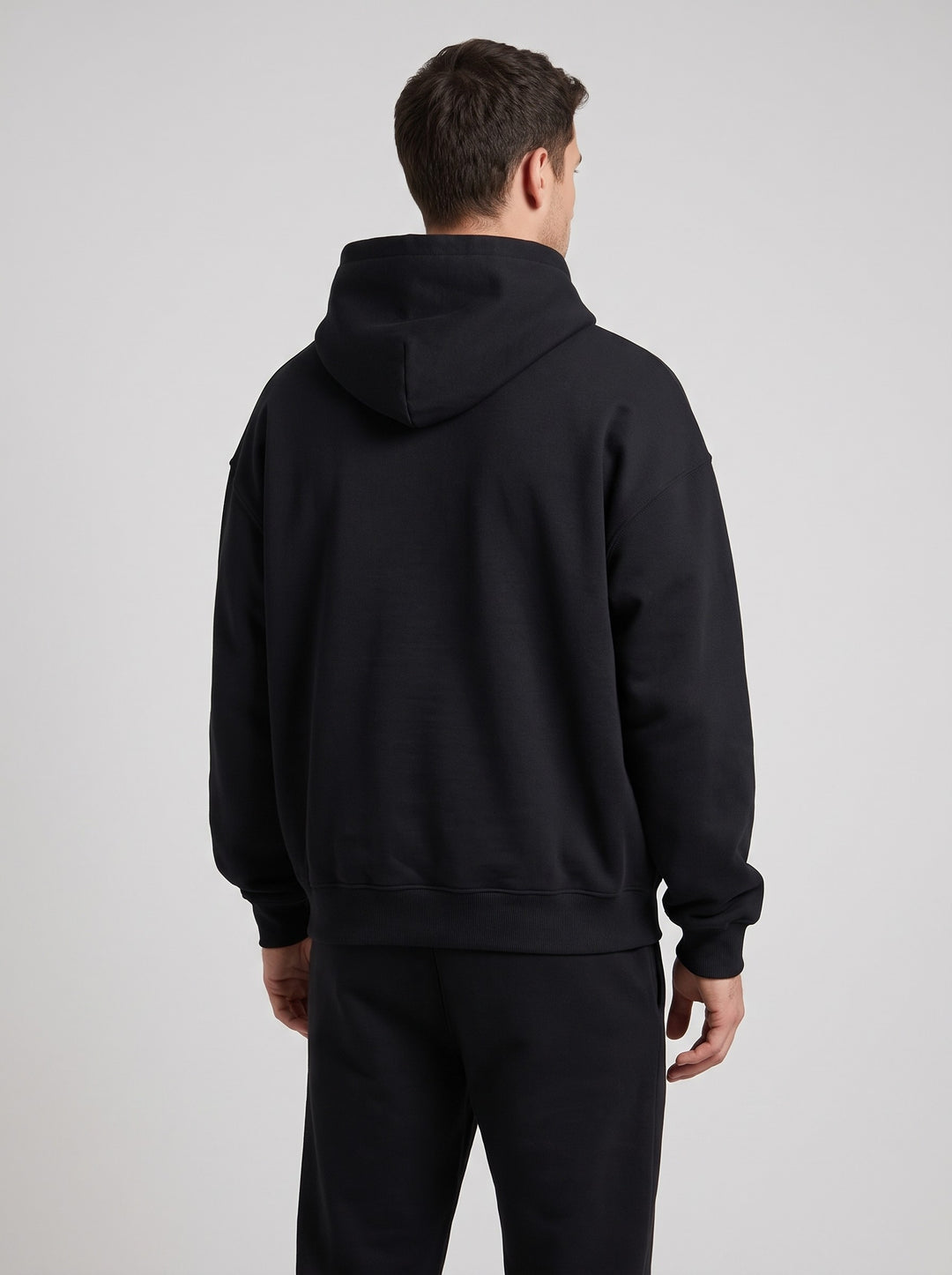Men's Heavyweight Pullover Hoodie in black