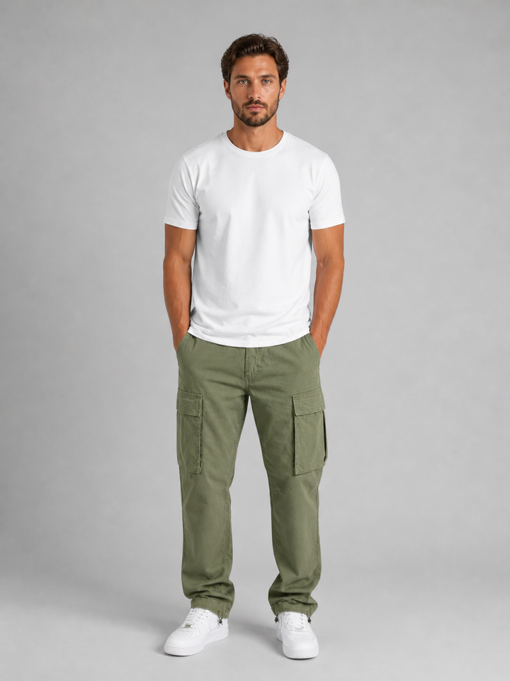 Men's Relaxed Straight Leg Cargo Trousers