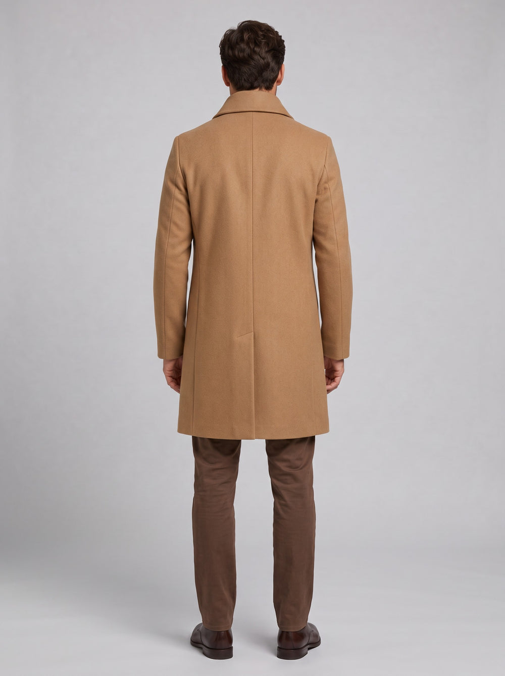 Men's Tailored Single-Breasted Overcoat in camel