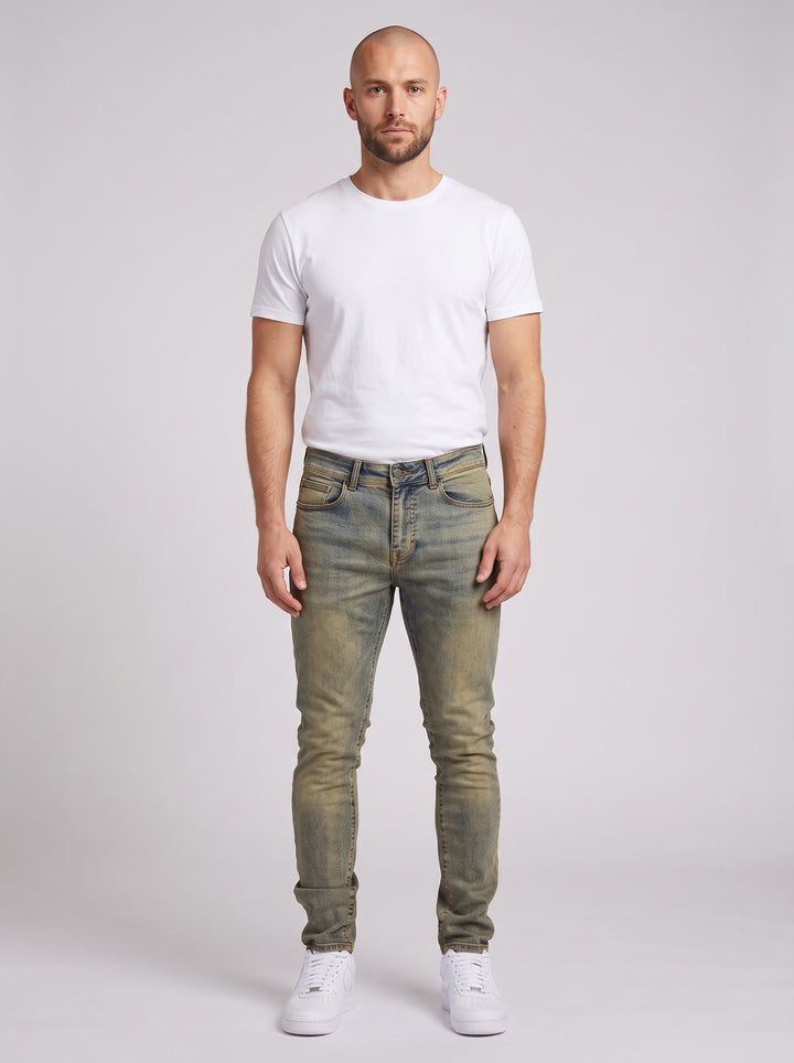 Men's Slim Tapered Jeans in vintage green