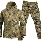 Men's hooded outdoor jacket and cargo trousers set