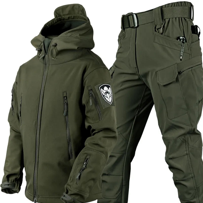 Men's hooded outdoor jacket and cargo trousers set