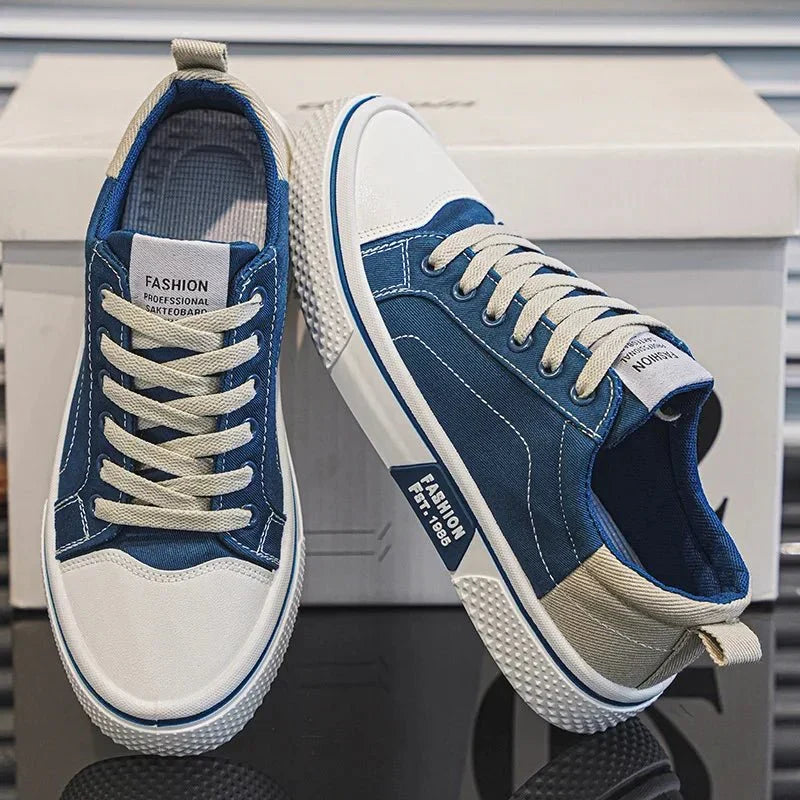 Low-top vintage lace-up sneakers with contrast toe cap