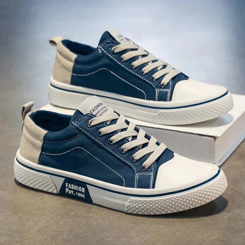 Low-top vintage lace-up sneakers with contrast toe cap