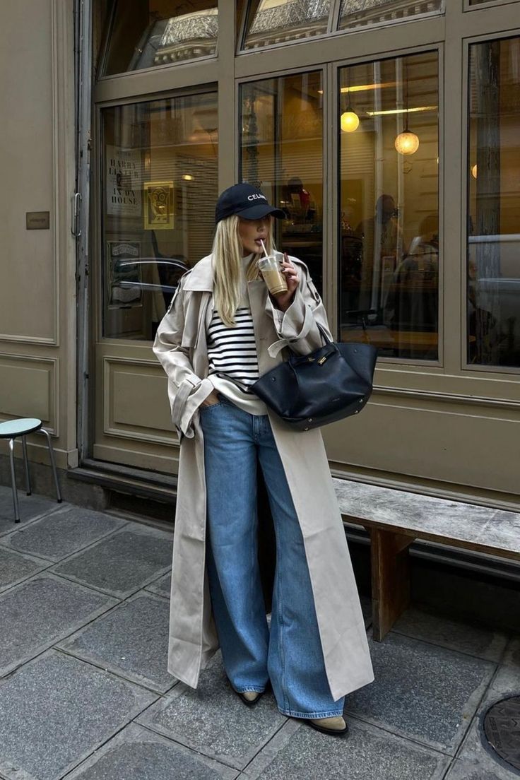 Women's long double-breasted trench coat with notched lapels