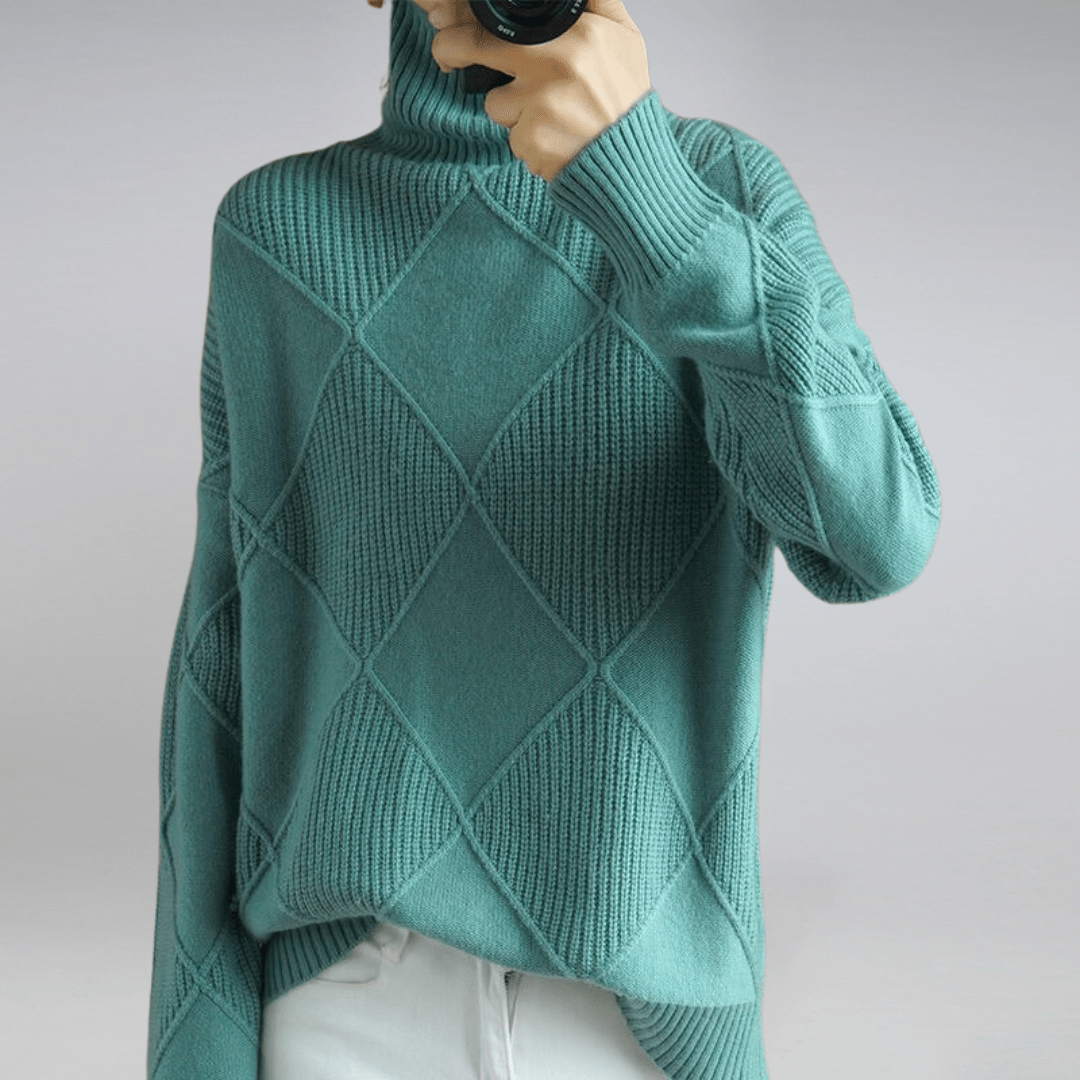 Women's geometric diamond pattern turtleneck jumper with long sleeves