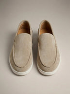 Men's plain slip-on loafers with moc toe stitching and flat soles