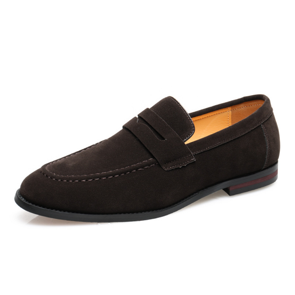 Men's penny loafer with moccasin stitching and low sole