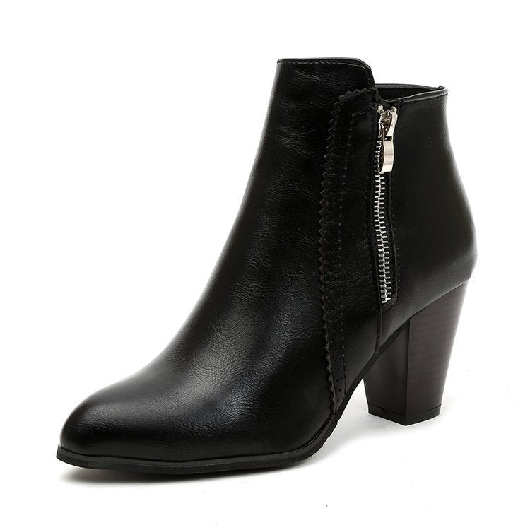 Women's ankle boots with side zip and high block heel