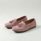 Women's flat loafers with tassel detail and moc toe stitching