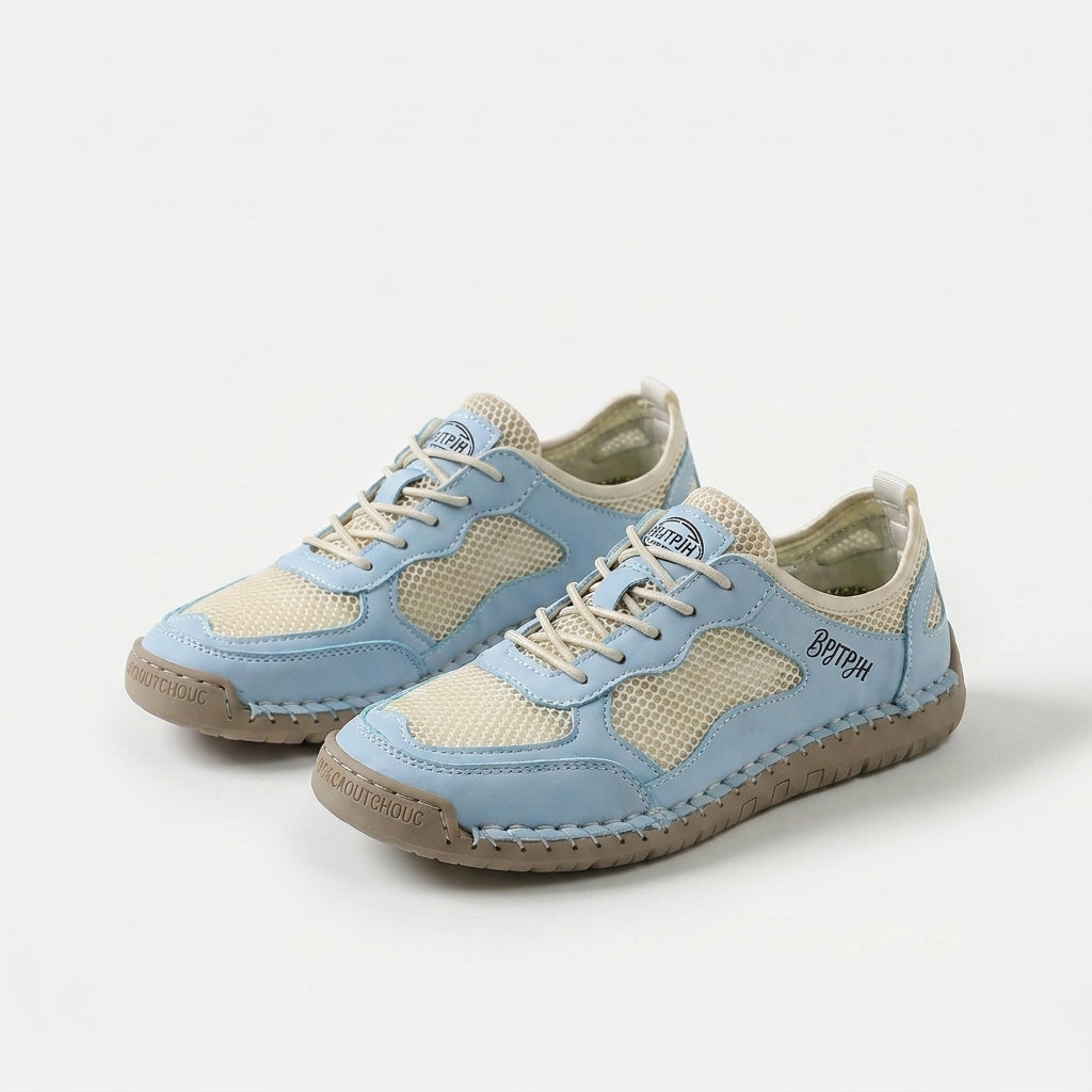 Panel trainers with lace-up fastening, mesh-look inserts and textured sole