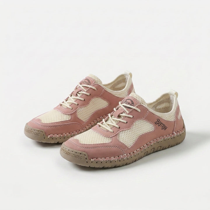 Panel trainers with lace-up fastening, mesh-look inserts and textured sole