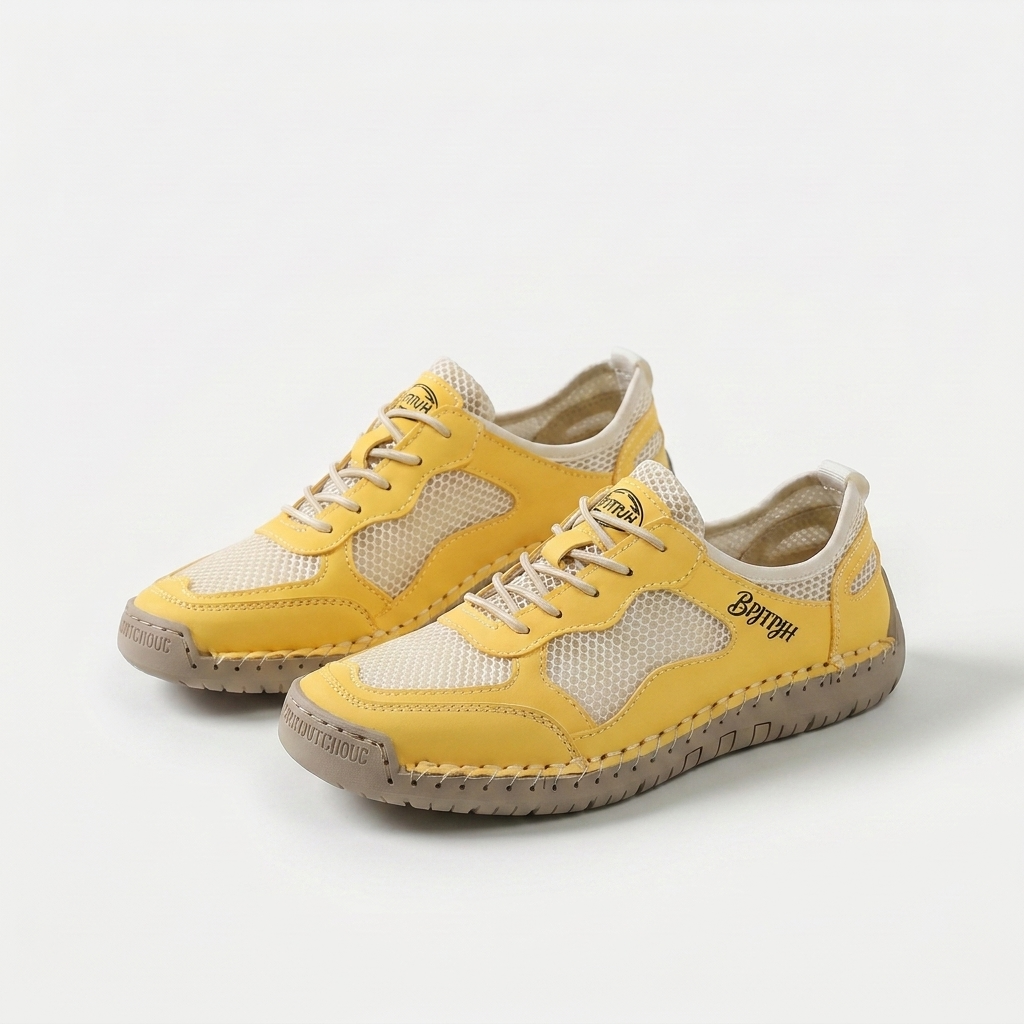 Panel trainers with lace-up fastening, mesh-look inserts and textured sole