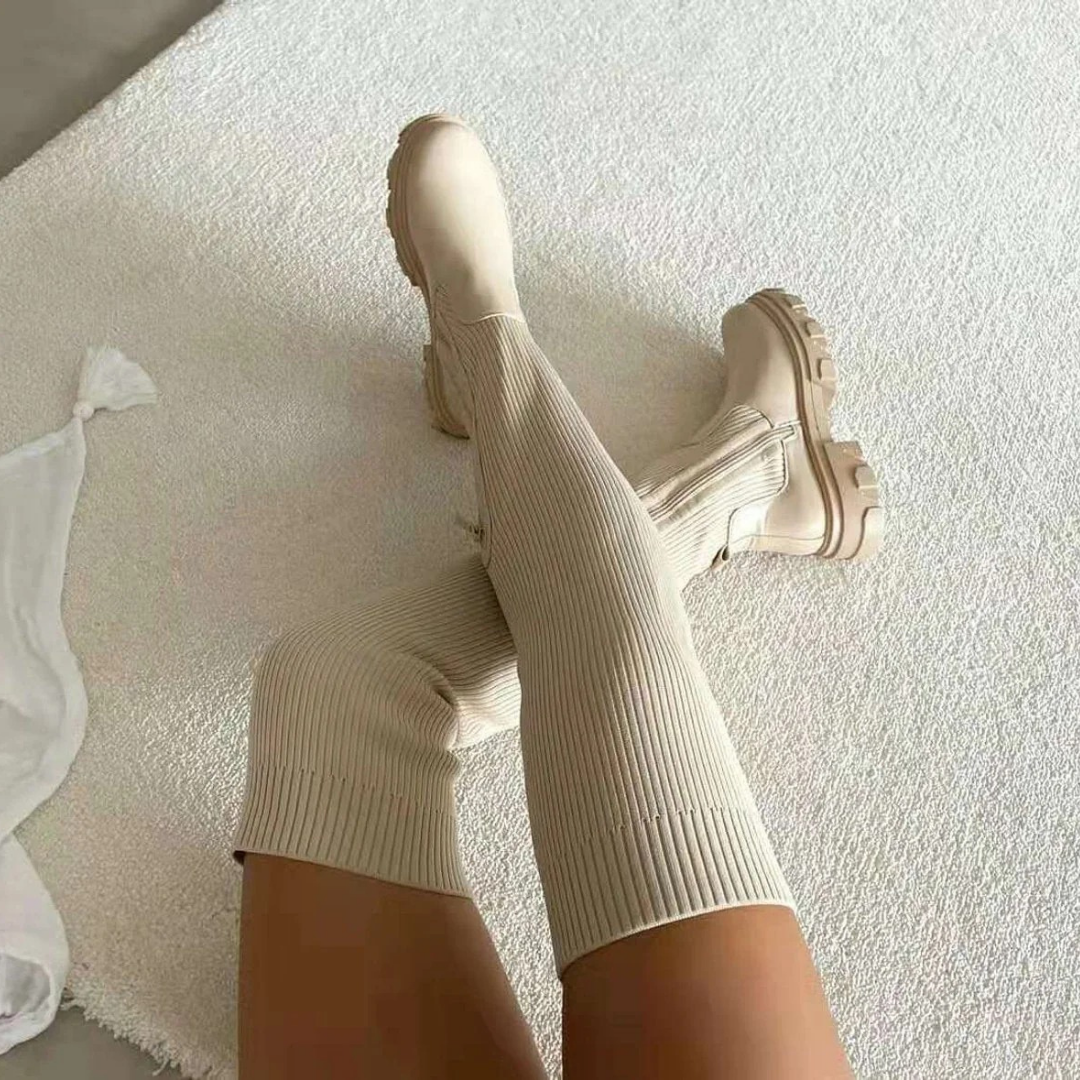 Women's overknee boots with ribbed stretch shafts and platform lug soles