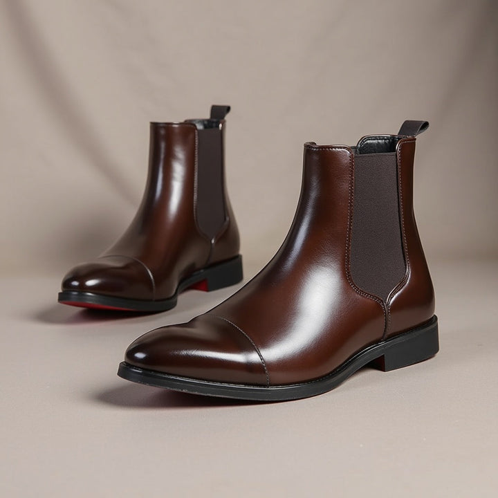 Chelsea ankle boots with square toes, elastic side panels and low heels