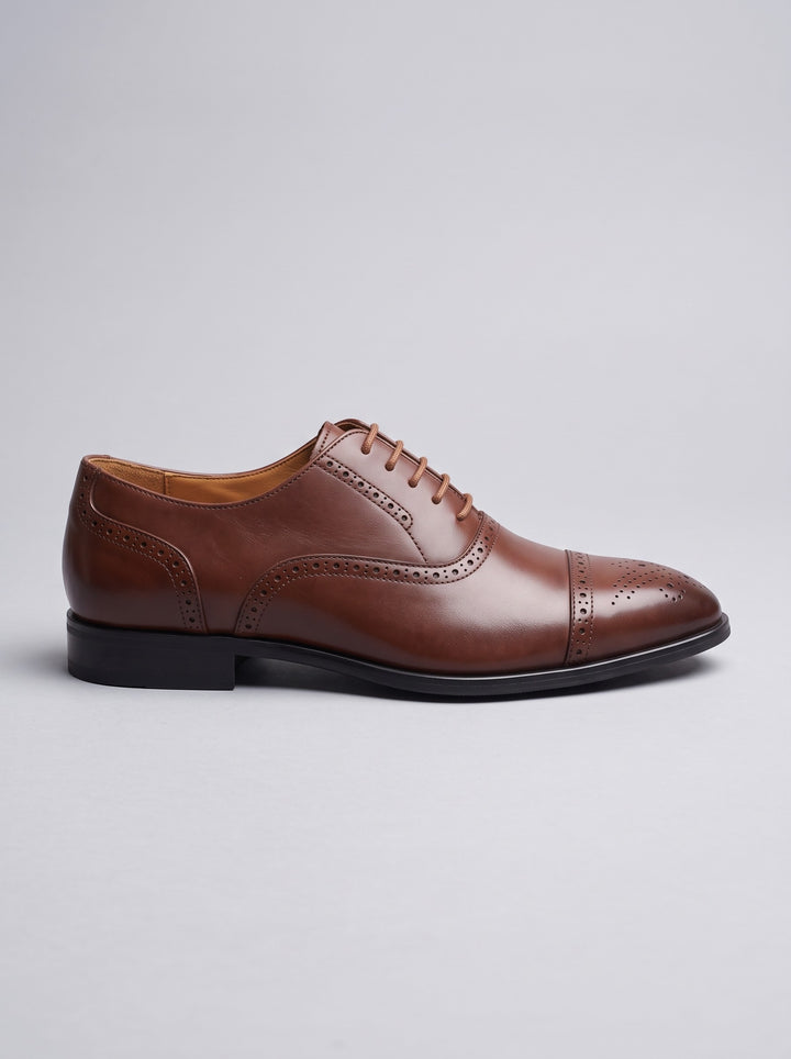 Men's leather cap toe brogue oxford shoes in brown