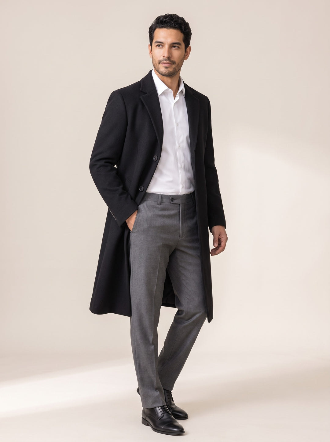Men's slim fit single-breasted topcoat in black