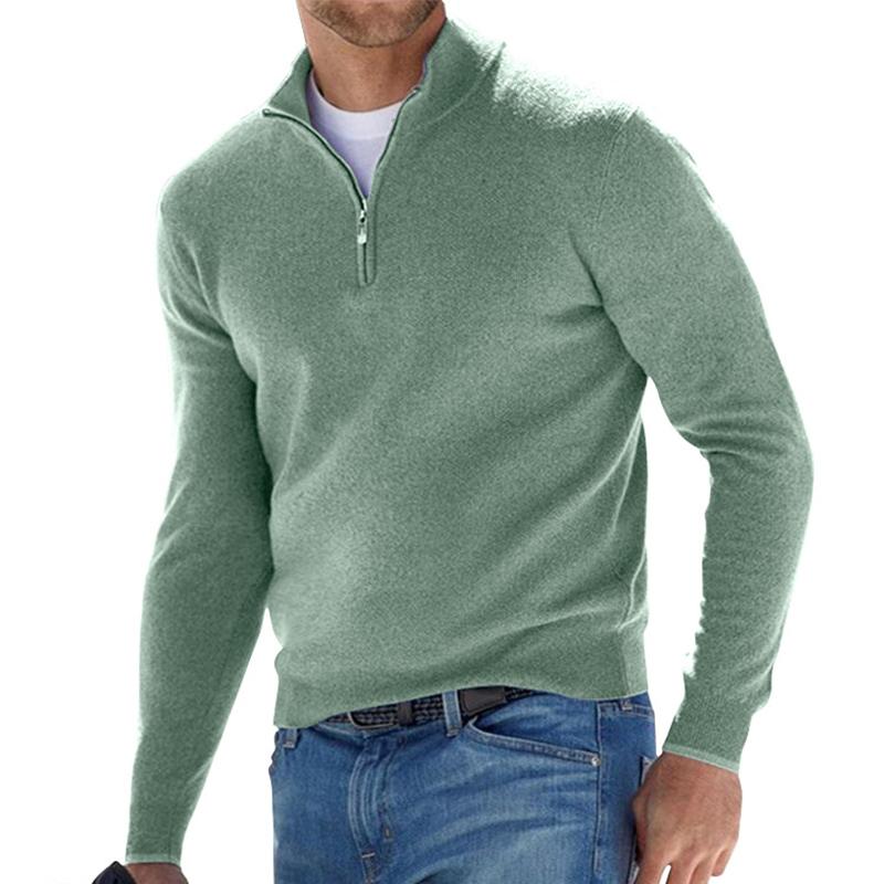 Men's quarter zip jumper with mock neck and long sleeves