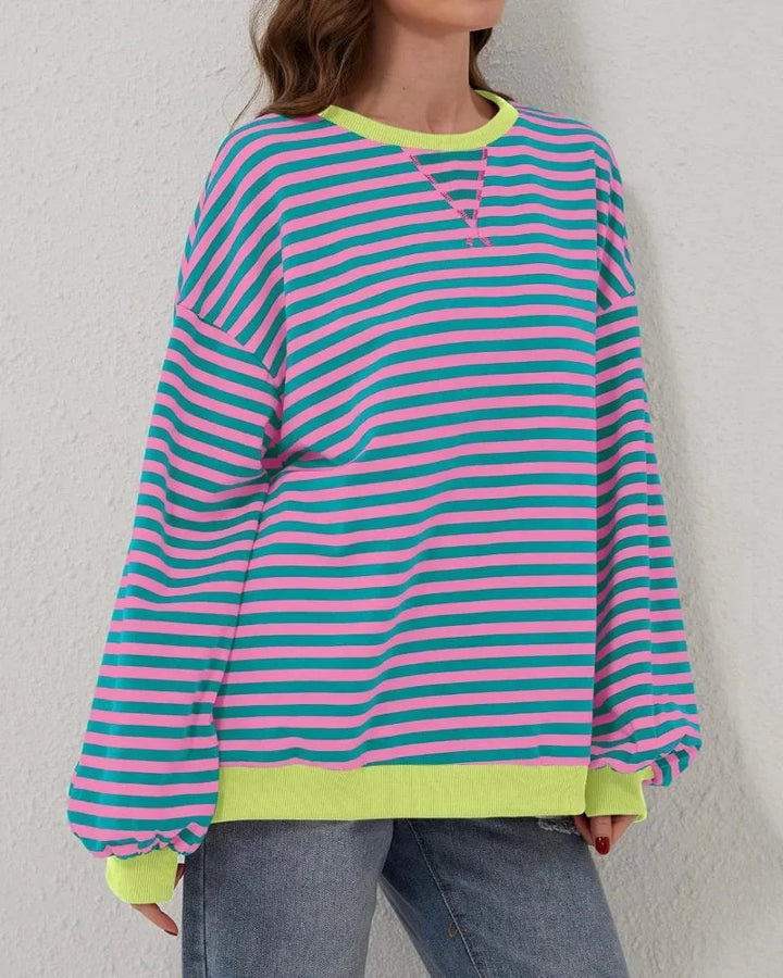 Women's oversized striped sweater with long sleeves and ribbed trims