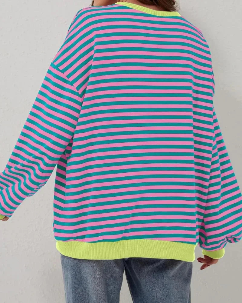 Women's oversized striped sweater with long sleeves and ribbed trims