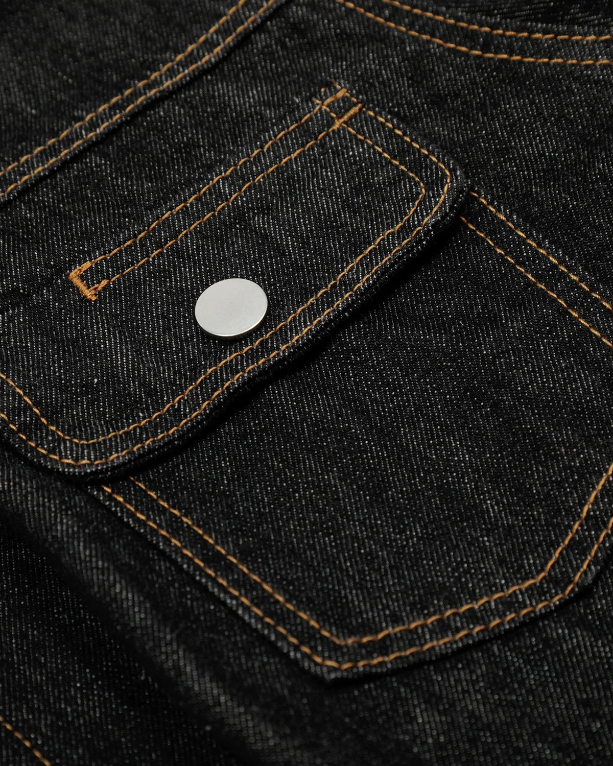 Men's black multi-pocket denim jacket with long sleeves