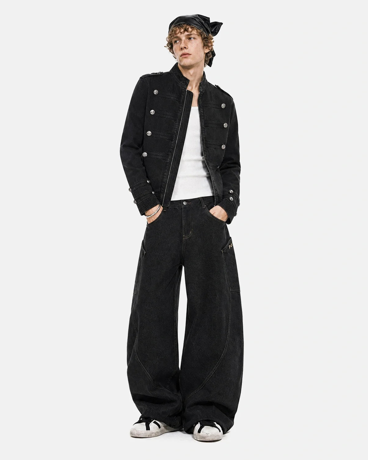 Men's black stand collar denim jacket