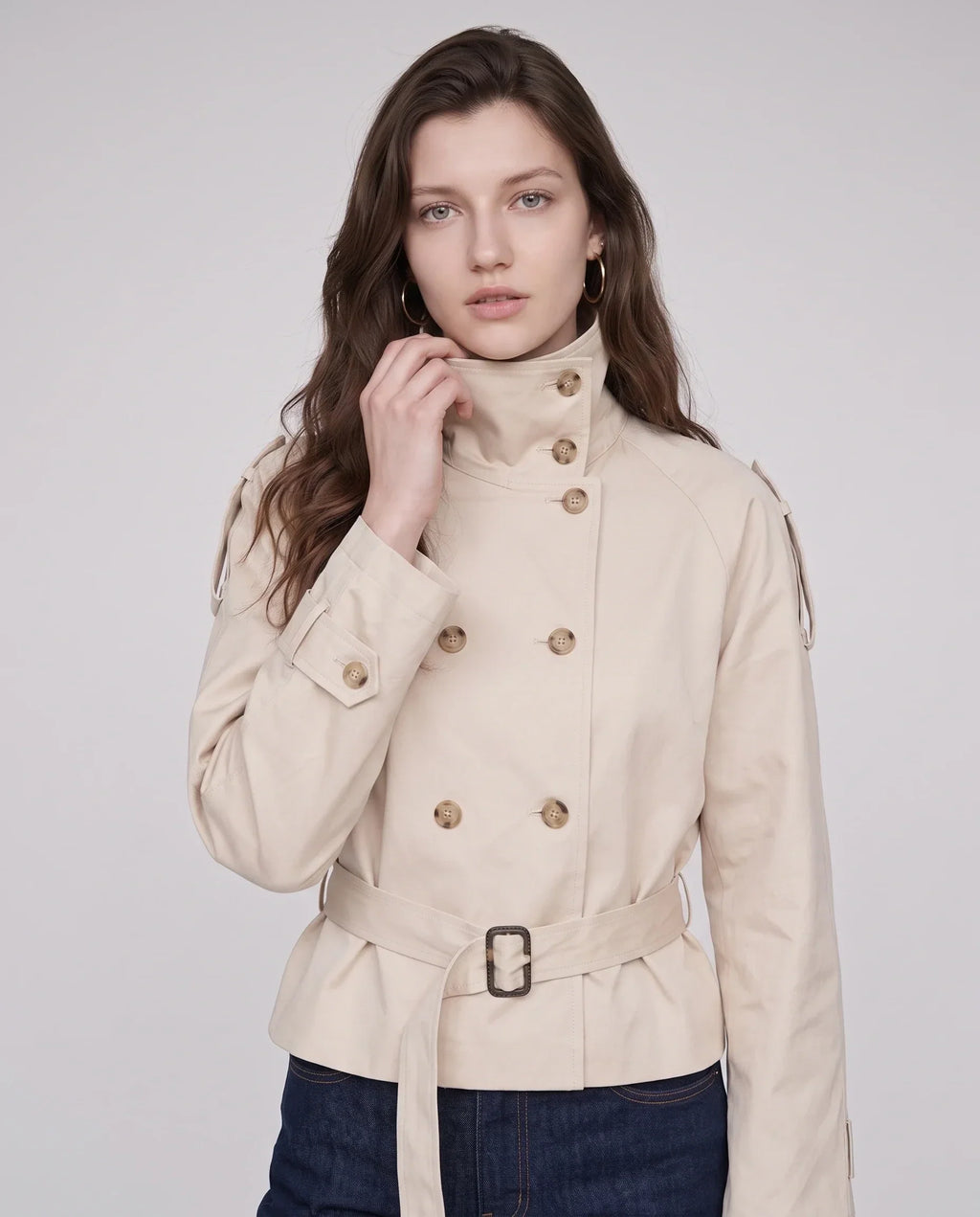 Women's short belted trench coat with high collar