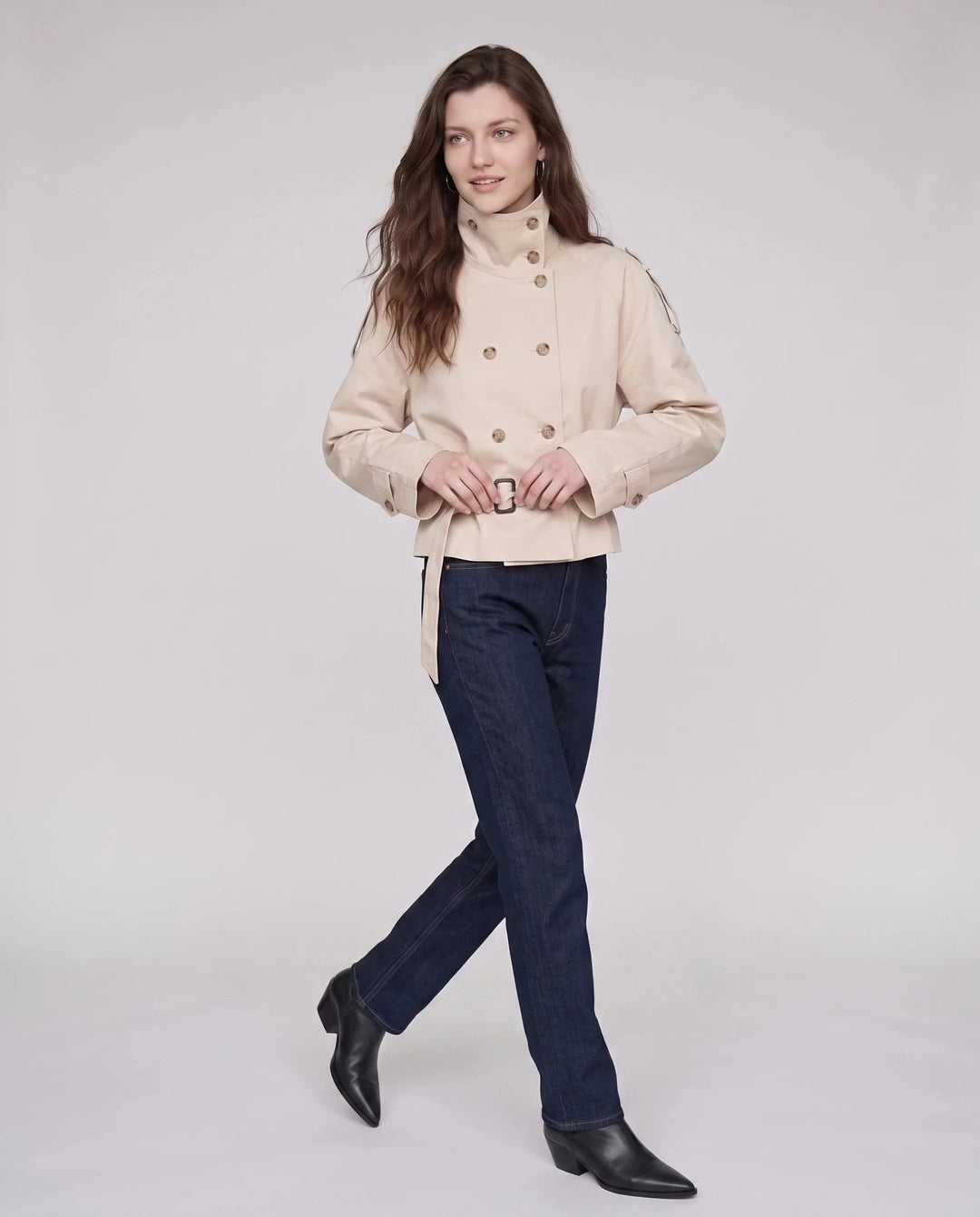 Women's short belted trench coat with high collar