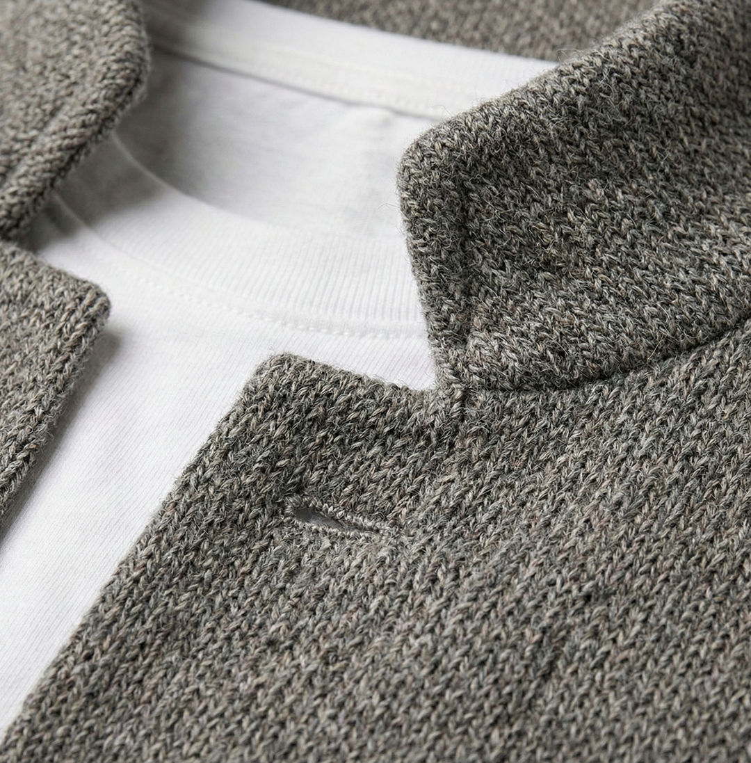 Men's textured knit blazer with Mandarin collar, buttons and patch pockets