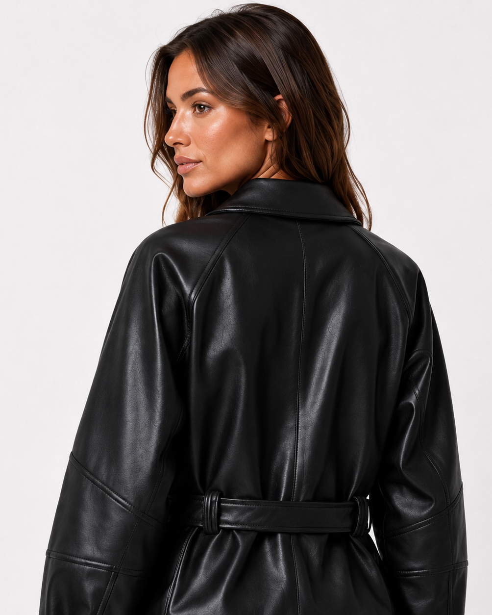 Women's belted collared leather jacket with zip pockets
