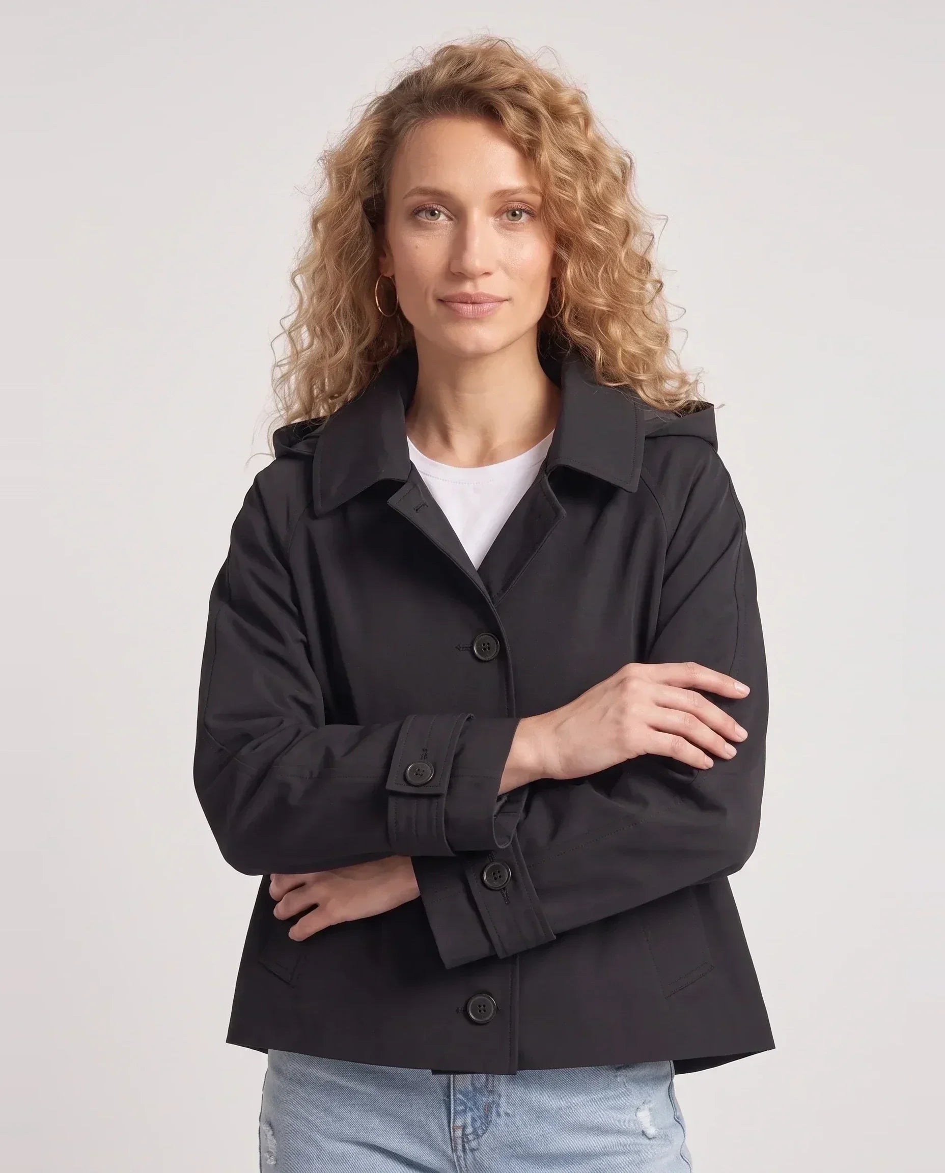 Women's cropped hooded trench jacket with buttons and angled pockets