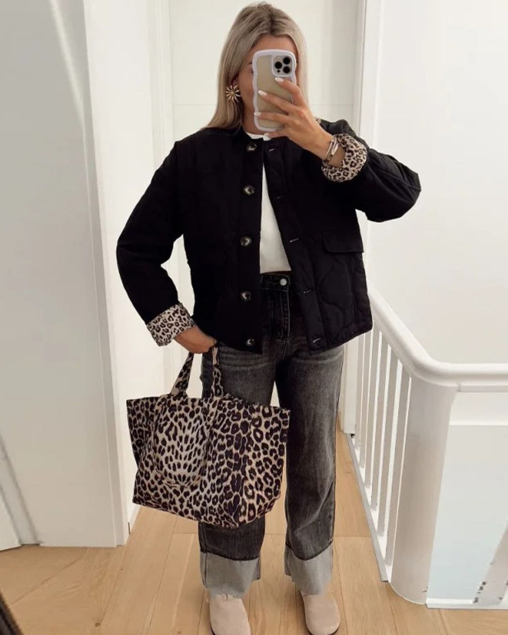 Women's quilted jacket with leopard-print cuffs and button front