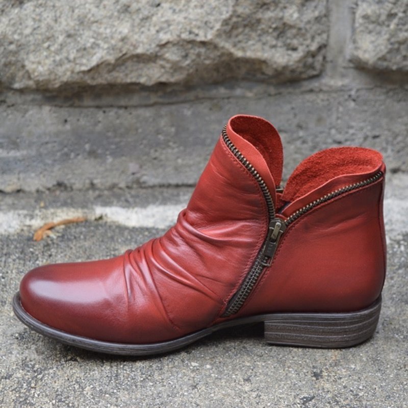 Women's ruched ankle boots with side zip and low heel