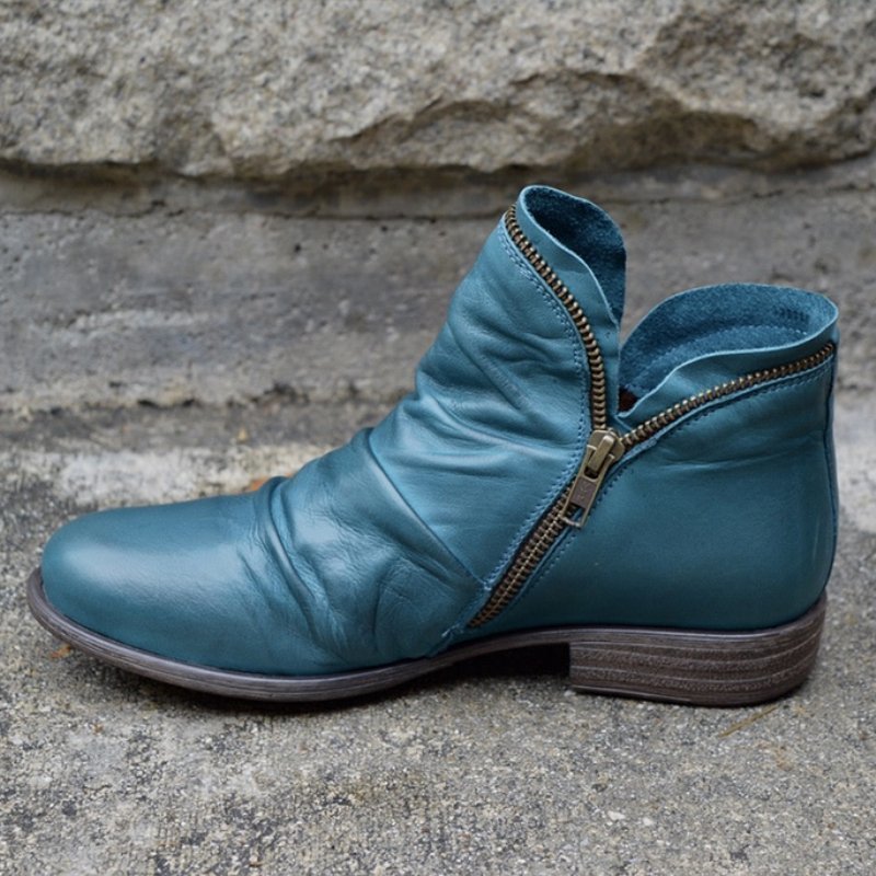 Women's ruched ankle boots with side zip and low heel