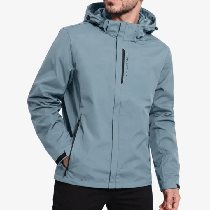 Men's plain hooded jacket with full-zip front and zipped pockets